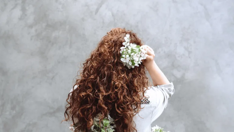 Best Natural Hair Mask for Curly Hair to Try at Home 1 Hair Mask for Curly Hair