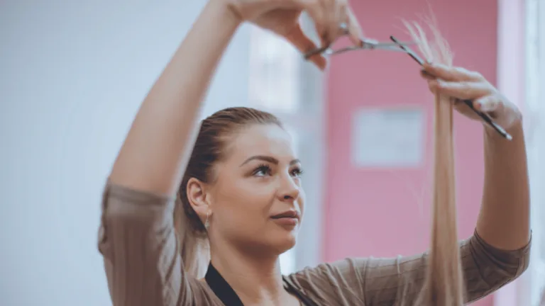 How to Get Rid of Frizzy Hair Expert Tips & Solutions 1 How to Get Rid of Frizzy Hair