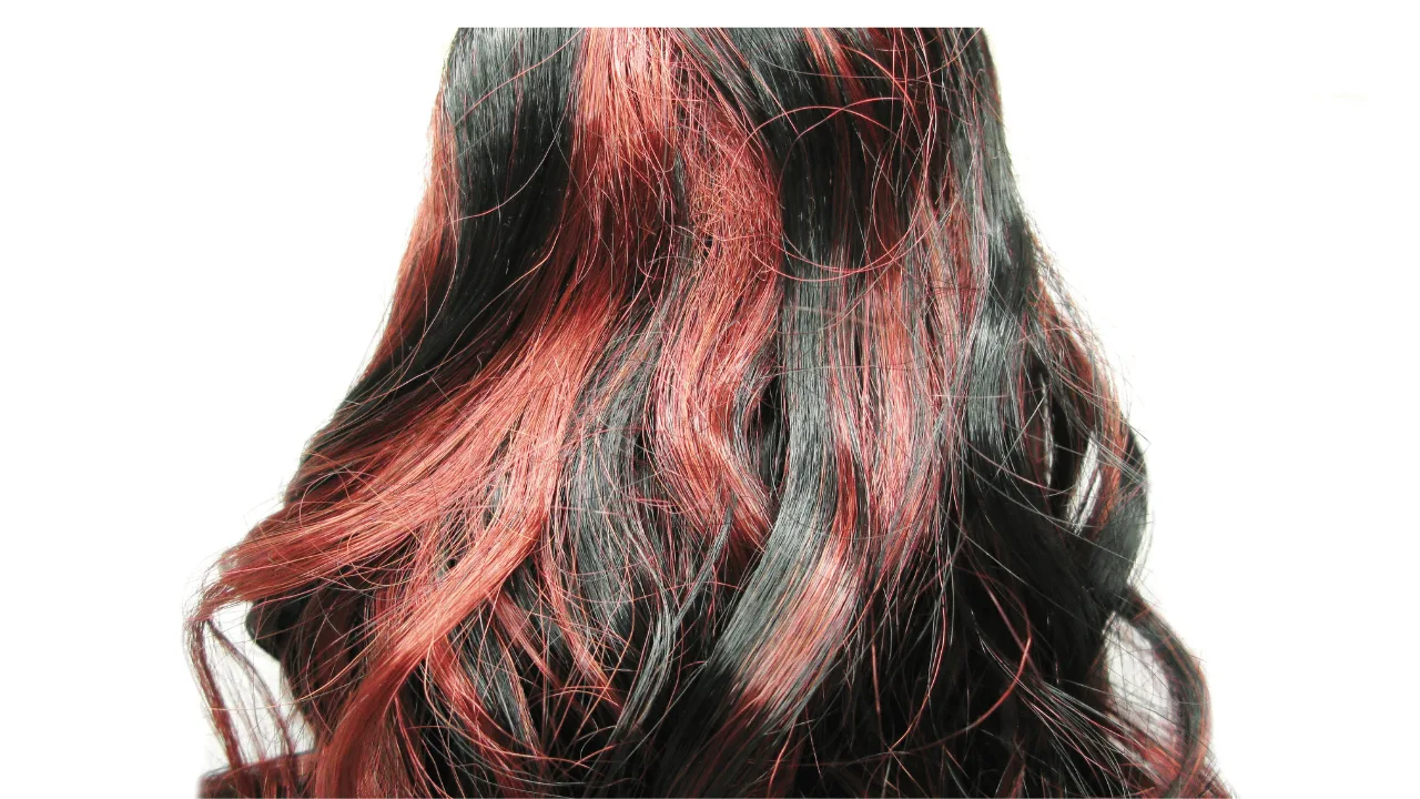 How to Highlight Hair at Home